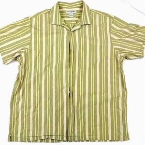 Banana Republic Men's Casual  Short Sleeve Shirt